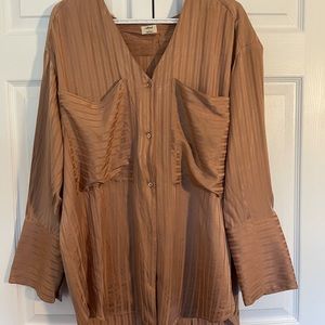 Wilfred - Aritzia - pyjama top with tie